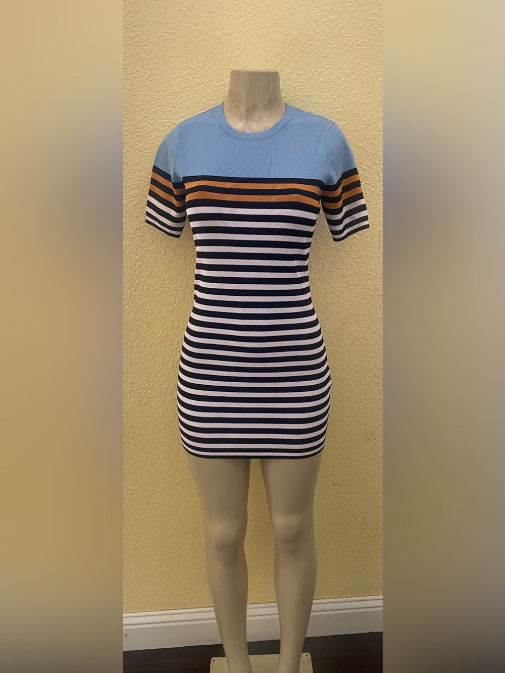 Few Moda New York striped print knit dress size L